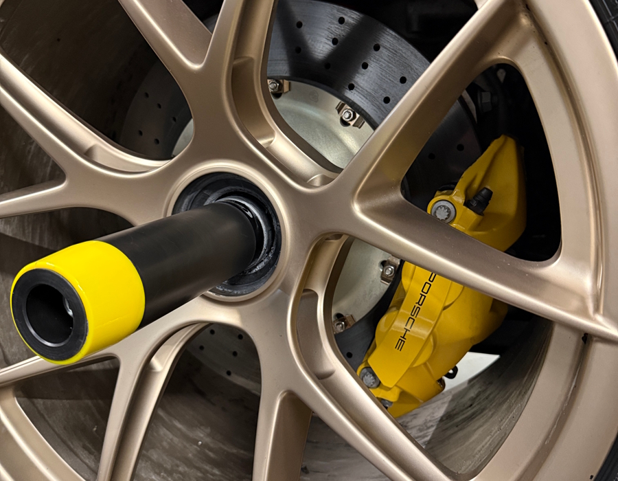 Centre Lock Wheel Mounting Guide Pin - Image 3